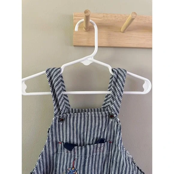 18m. Healthtex overalls - Picture 2 of 4